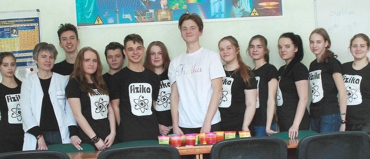 Pasaule pieprasa tehniskos prātus